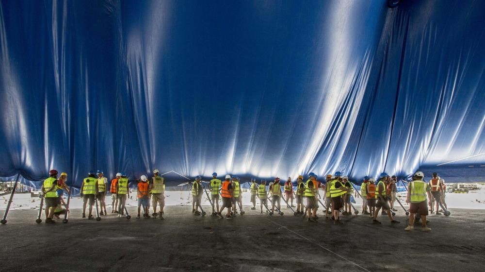 La compañía inicia en el recinto de Rabasa el montaje de la gran carpa de su espectaculo 'Totem'