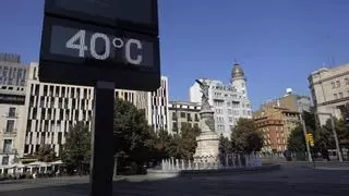 Zaragoza activa la alerta amarilla del plan municipal de emergencias por ola de calor: las piscinas serán más baratas