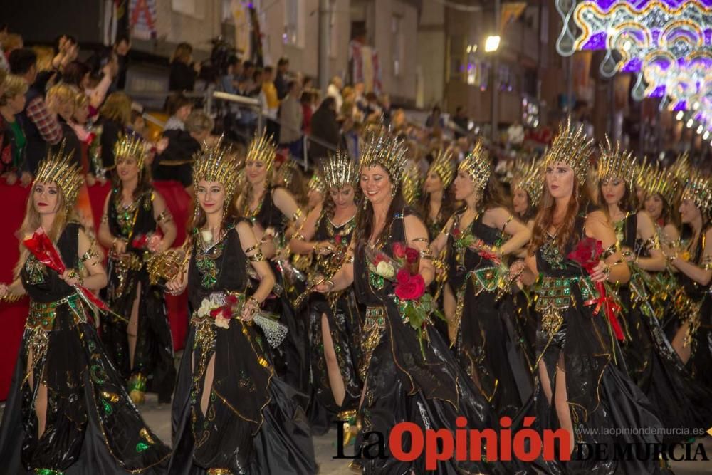 Desfile día 4 de mayo en Caravaca (Bando Moro paso