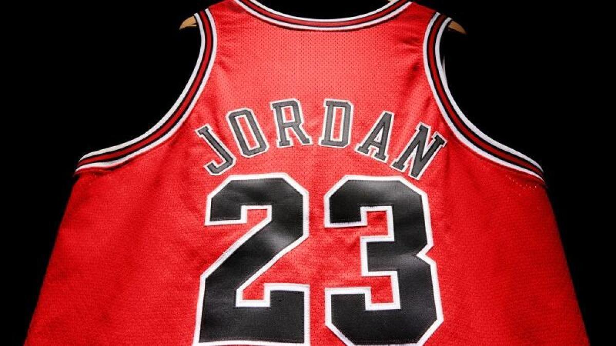La camiseta de Michael Jordan que se sitúa como la más cara de la historia