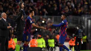 Semedo abandona lesionado el Barça-Celta y es sustituido por Busquets.