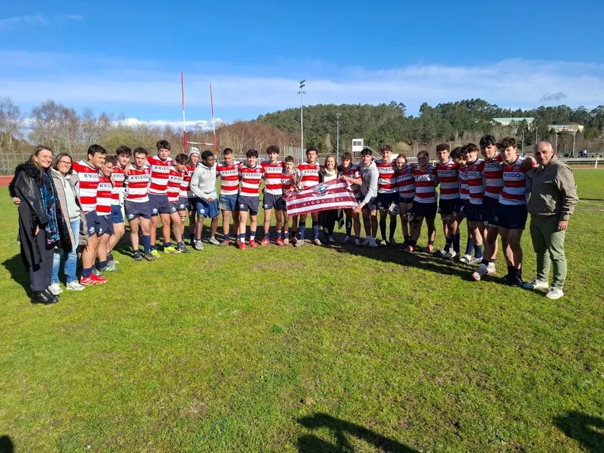 El equipo M18 del Vigo RC.