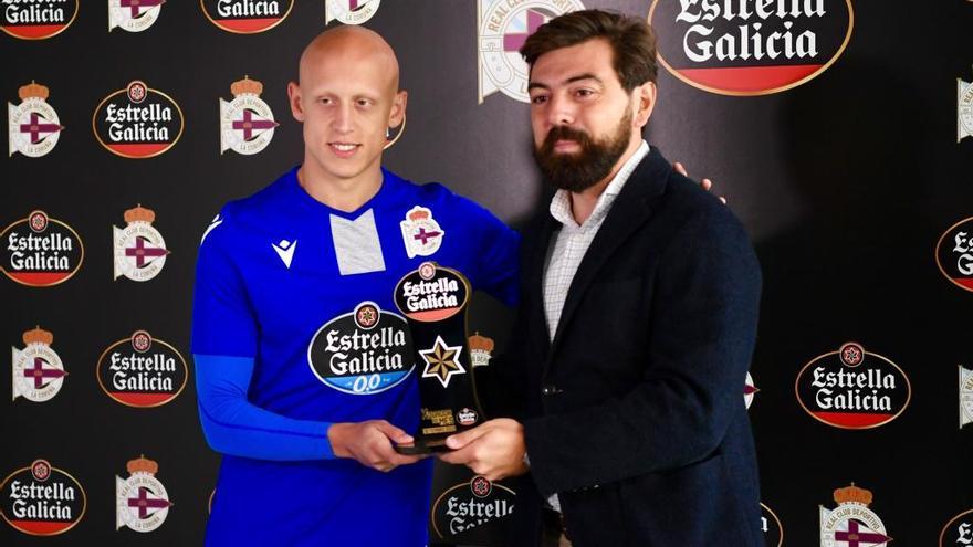 Mollejo ha recibido hoy el premio Estrella Galicia.
