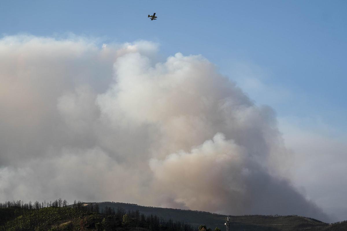Fotogalería | Las imágenes del incendio de Las Hurdes