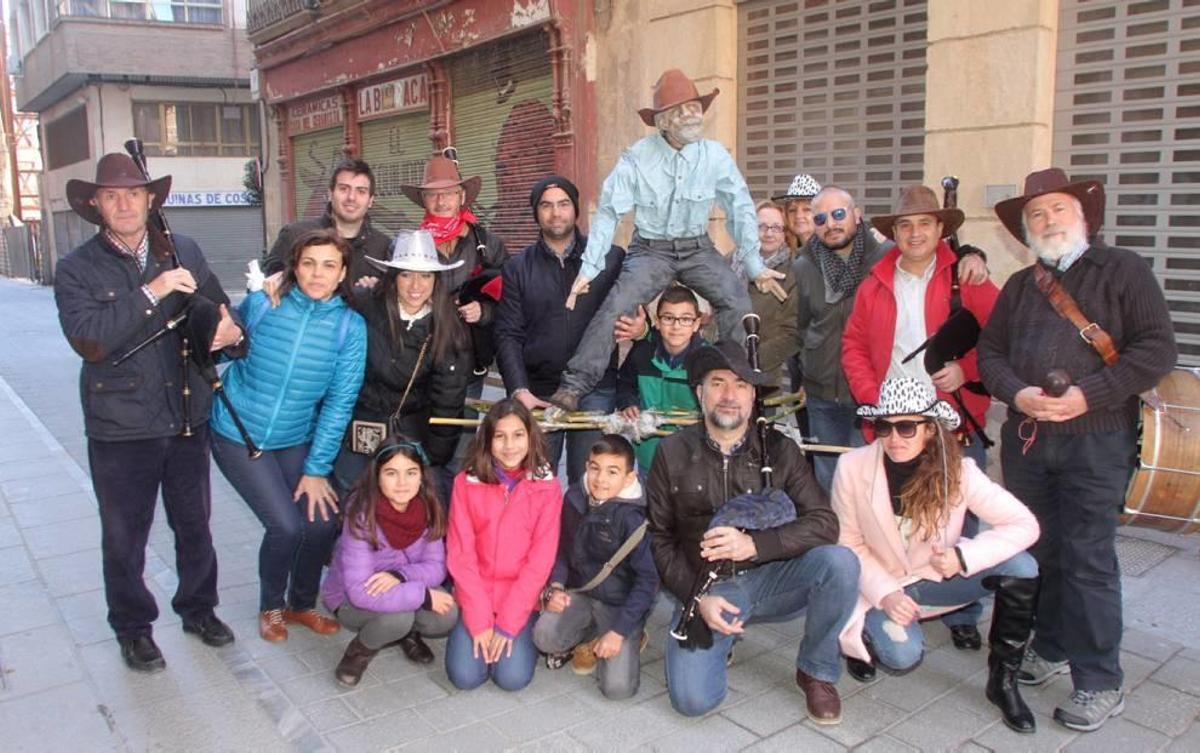 La banda de gaitas Celticue homenajeará a Jorge ´El Vaquero´ el próximo viernes.