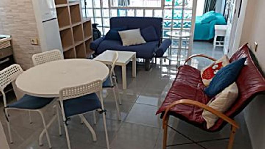 775 € Alquiler de piso en Santa Catalina (Las Palmas G. Canaria) 41 m2, 1 habitación, 1 baño, 19 €/m2, 6 Planta...