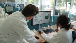 Médicos del Servicio de Neurología de Vall dHebron, donde se trata la esclerosis múltiple.