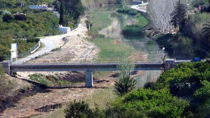 En Ulea se invertirán 1,1 millones y se construirá una pasarela peatonal sobre el río.