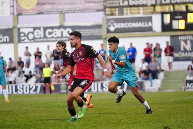 CD Pozoblanco-Salerm Puente Genil: el derbi provincial de Tercera RFEF, en imágenes