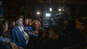 Junqueras y Alamany llegando ayer a la sede de ERC para valorar los resultados del congreso.