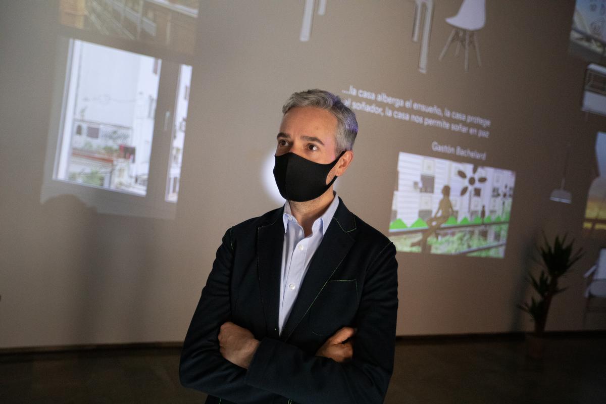 Pérez Pont, en una exposición.