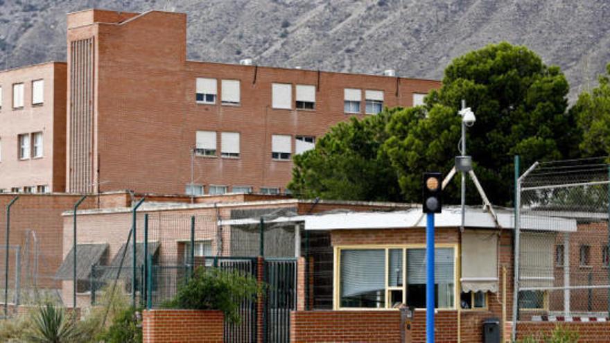 Imagen del acceso al centro penitenciario.