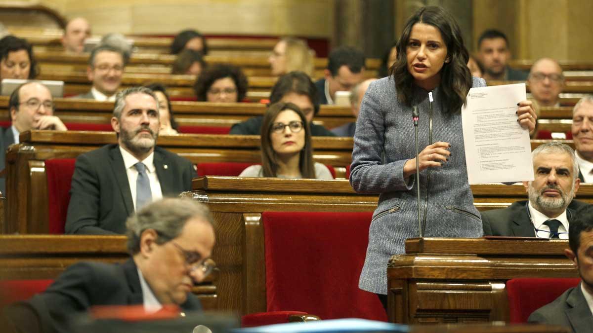 Bronca entre Arrimadas y Torra en el Parlament