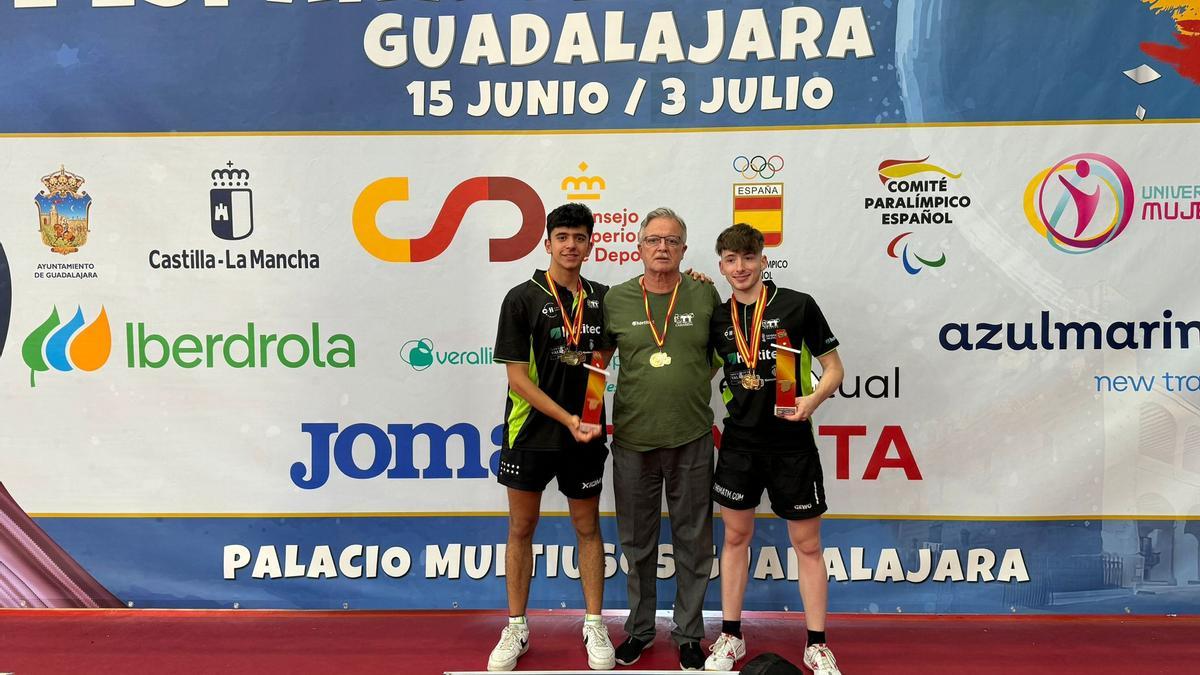 Joseca Guillot y Carlos Fernández regresan cargados de medallas.