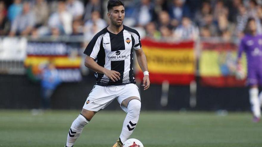 Kike Ferreres será duda hasta la víspera del duelo ante el Portugalete