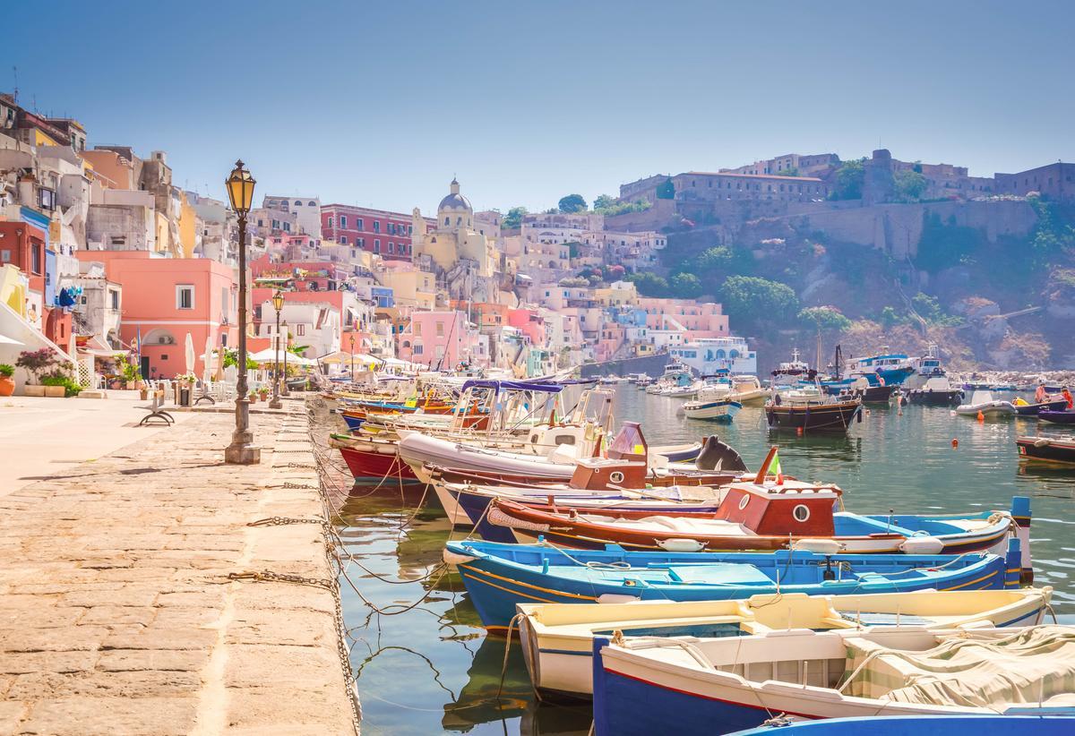 Puerto de Prócida, Italia.