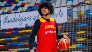 ¡Izan Almansa vuelve a España!