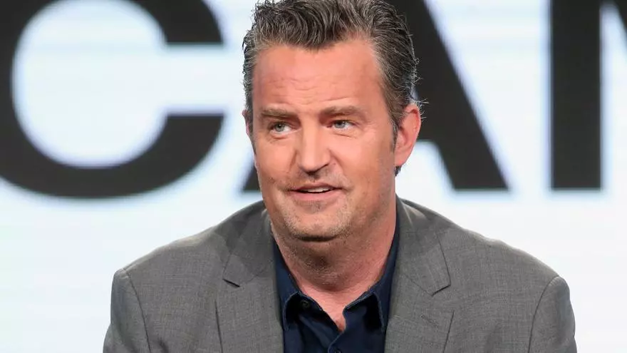 El motivo por el que la causa de la muerte de Matthew Perry no se revela (por ahora)