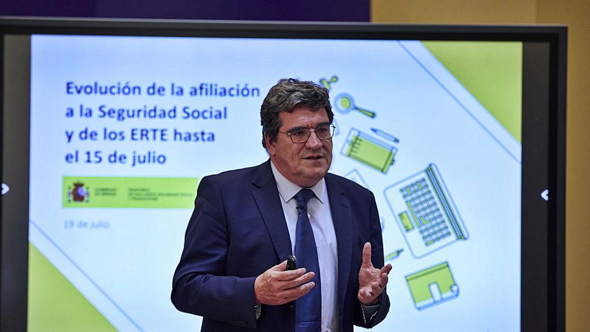 El ministro de Inclusión, Seguridad Social y Migraciones, José Luis Escrivá.