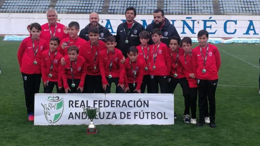 La selección cordobesa alevín finaliza tercera en el campeonato andaluz