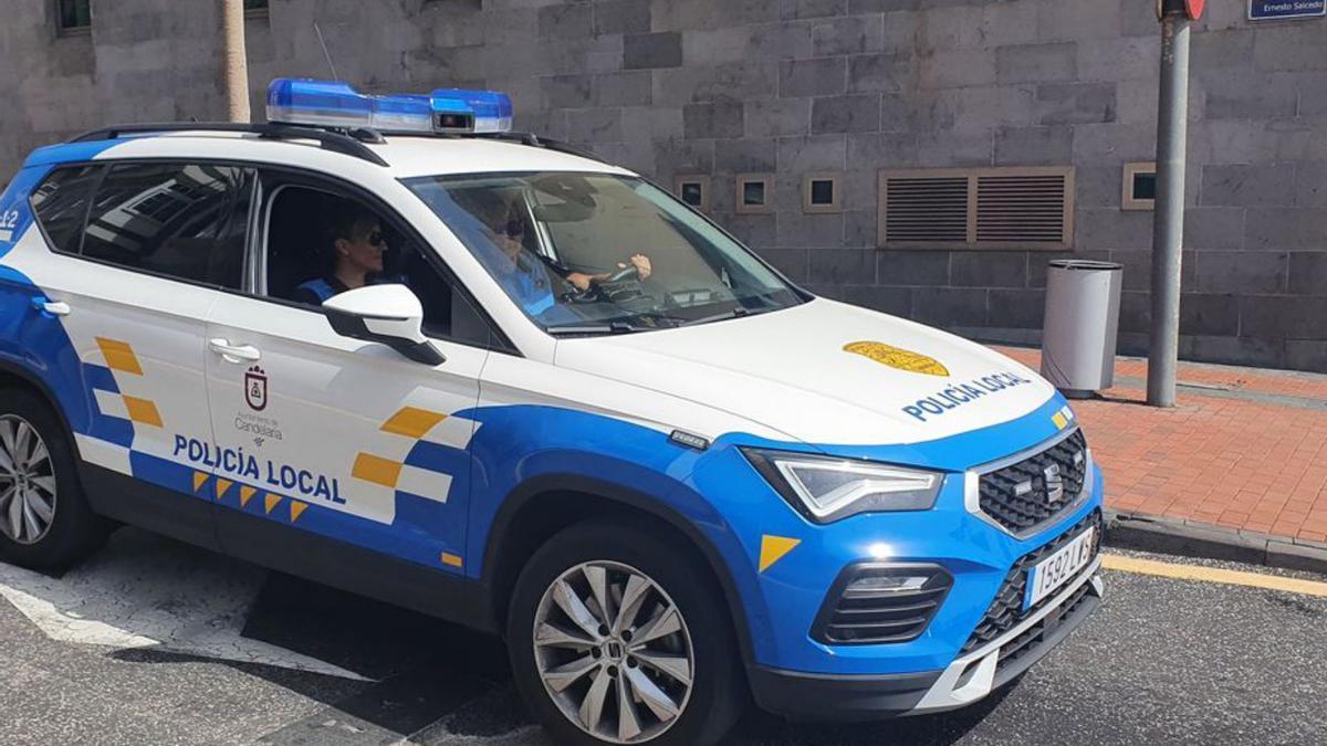 Agentes de la Policía Local de Candelaria.