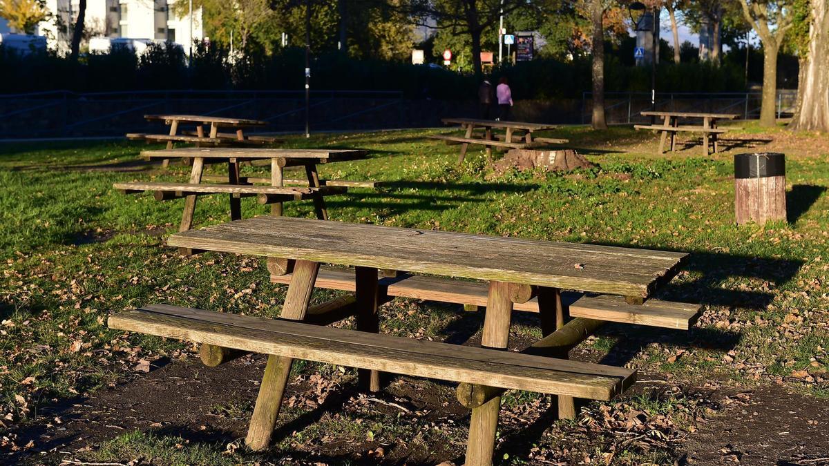 El mobiliario antigrafiti de Plasencia, más cerca: ocho empresas pujan para instalarlo.