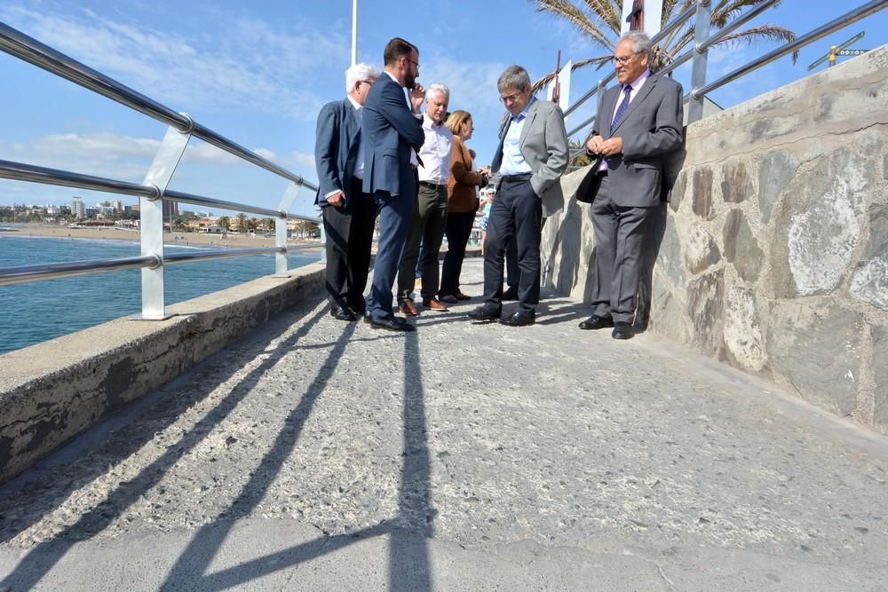 Inicio de las obras del paseo marítimo que unirá las playas de San Agustín con la de Las Burras.