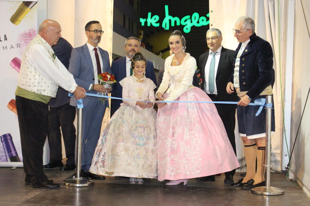 Estreno de las falleras mayores y cortes 2020 en Una Festa per a Tots