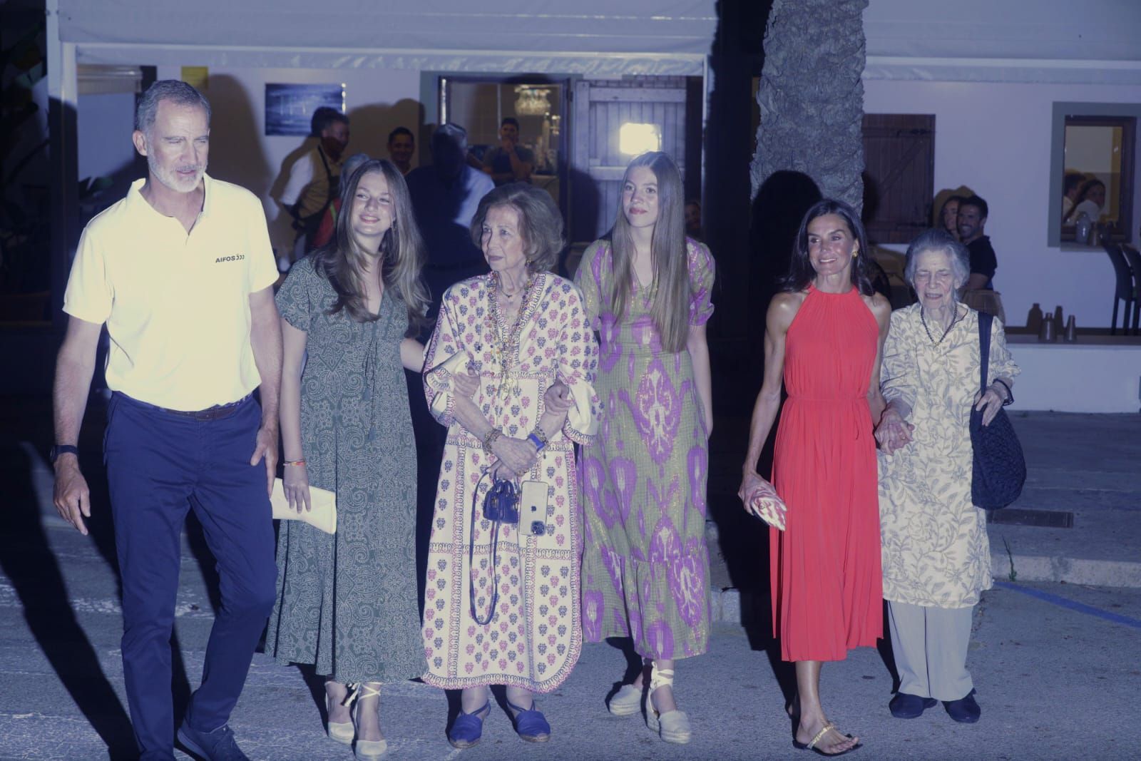 FOTOS | La Familia Real salieron a cenar al restaurante Mia, situado en el Portitxol.