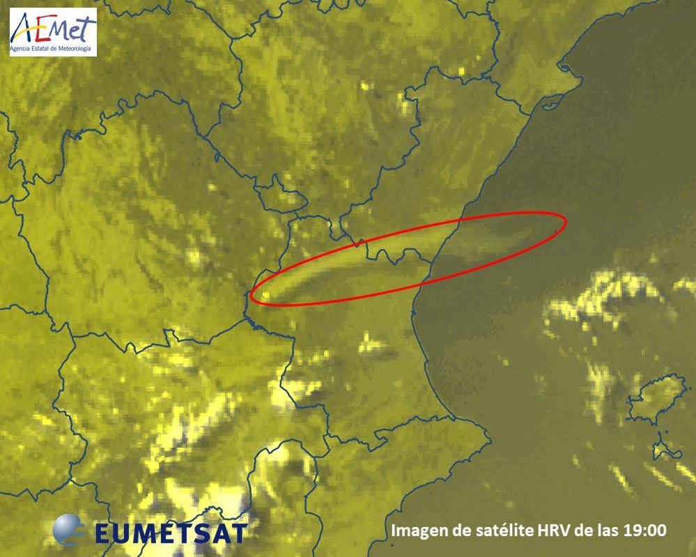 Radar de Aemet en el que se contempla hasta dónde llega el humo del incendio.