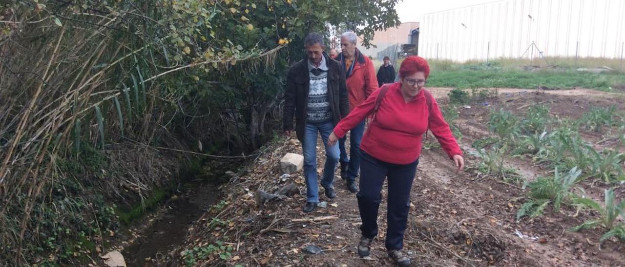 &quot;Sin el autobús estamos aislados&quot;