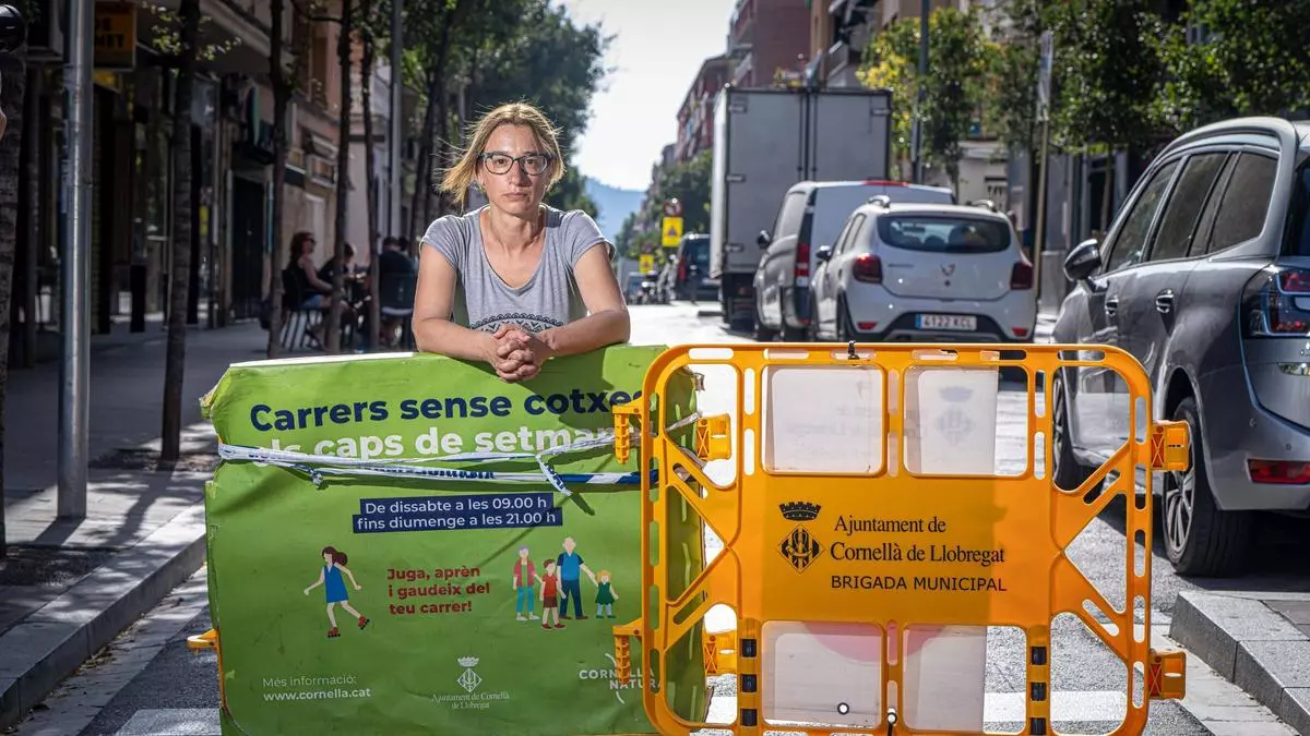 Revuelo vecinal en Cornellà por las nuevas restricciones a los coches en dos barrios