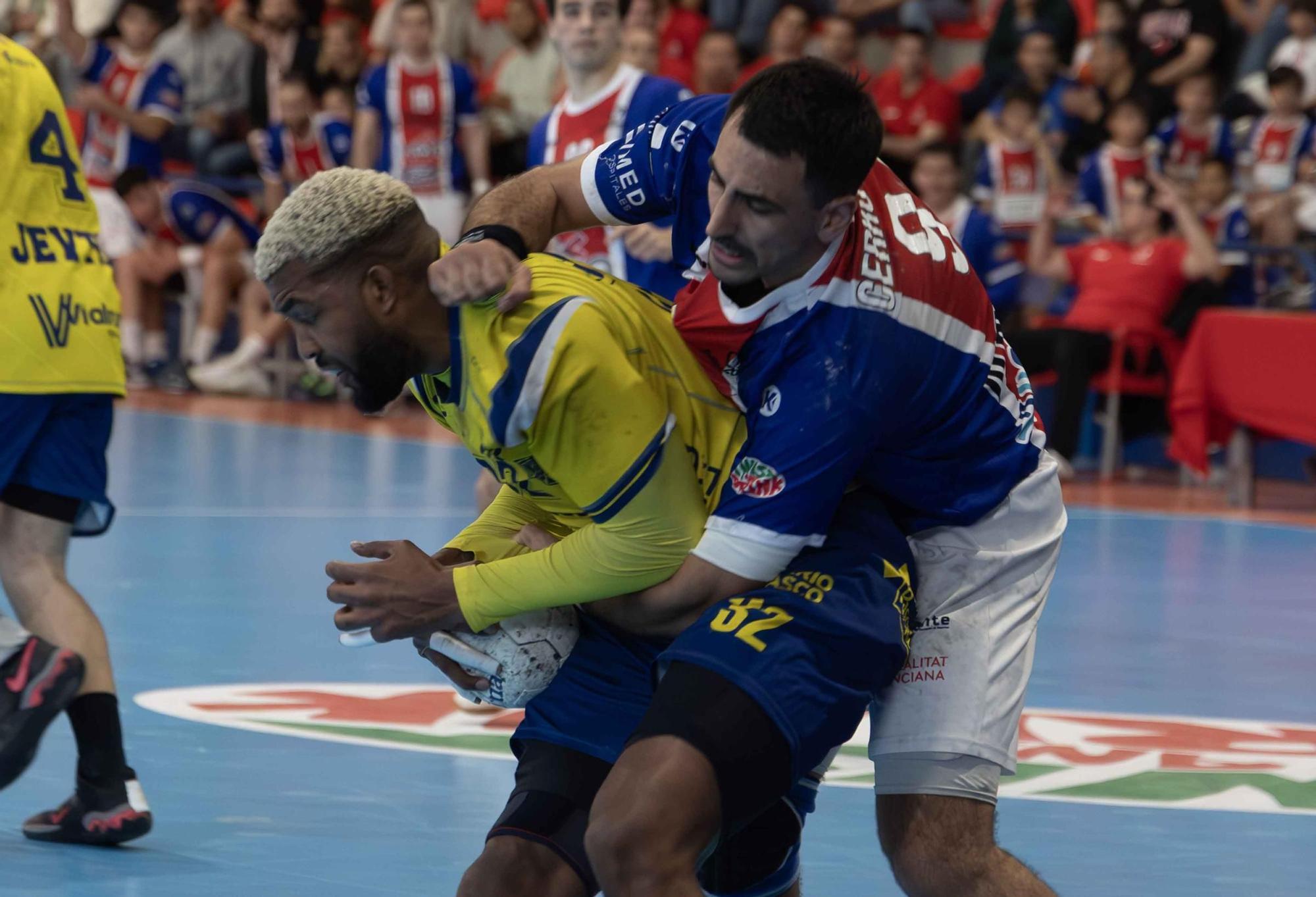 Balonmano Agustinos de Alicante cae en la Copa ante el Bidasoa de Irún