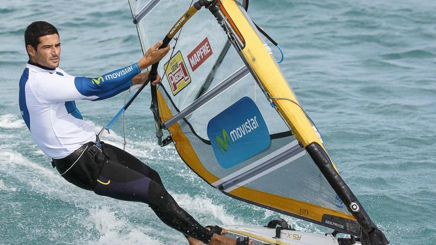 El windsurfista Iván Pastor, en la Medal Race de la Delta Lloyd