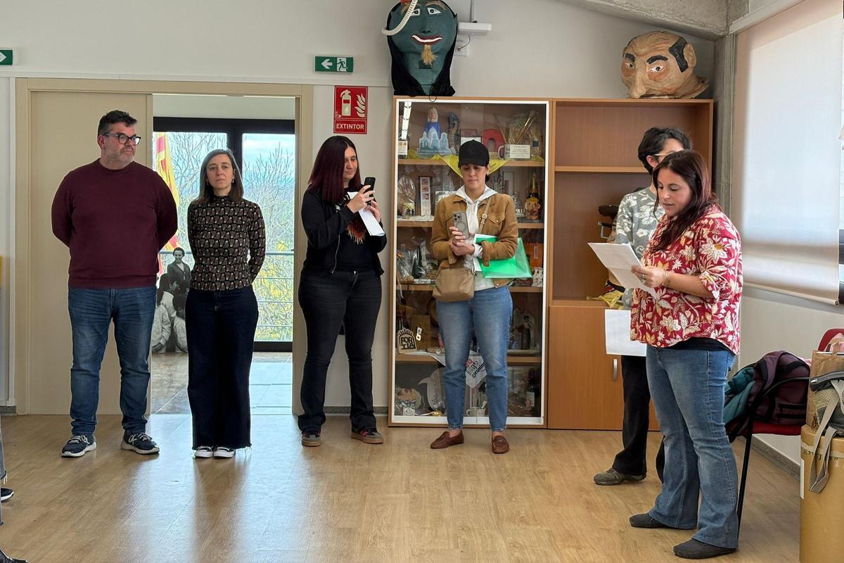 Moment de la lectura del manifest a l'escola.