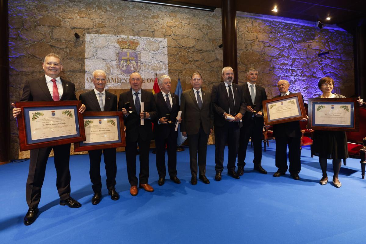 Oviedo reconoce los méritos deportivos, sociales y económicos con sus máximas distinciones