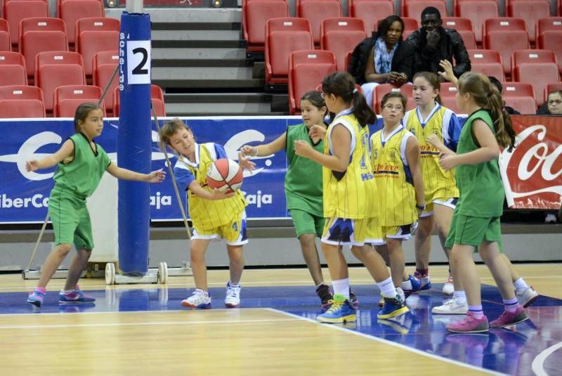 DÍA DEL MINIBASKET. Partidos de las 9:45 horas