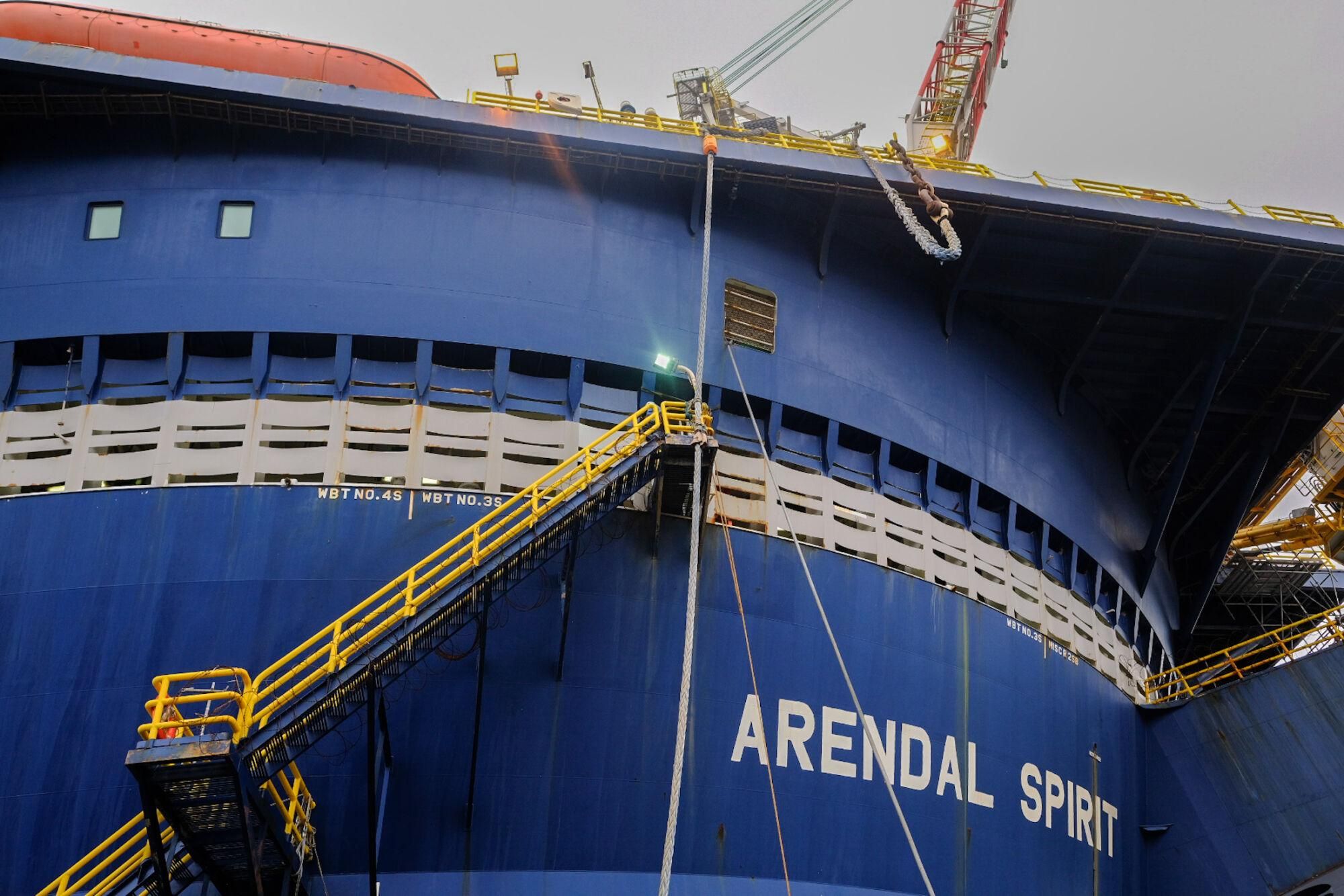 Trabajos en el 'Arendal Spirit' en el astillero Zamakona, en el Puerto de Las Palmas
