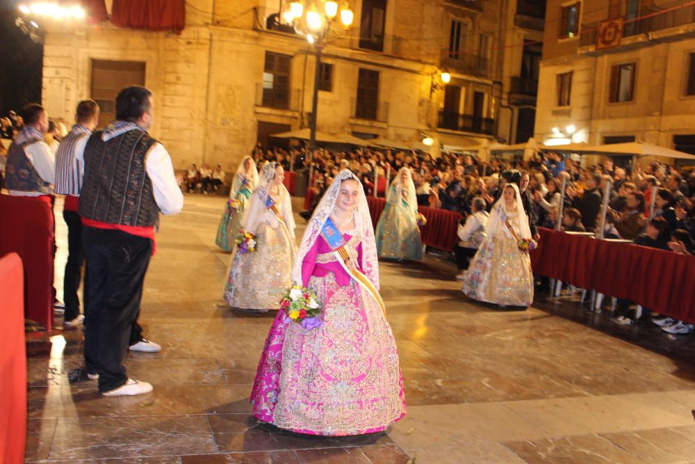 Así desfiló Clara María Parejo en la Ofrenda