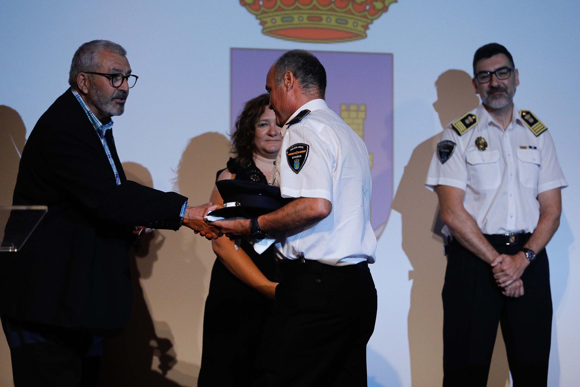 Medallas a 30 años de servicio en las policías locales de Ibiza