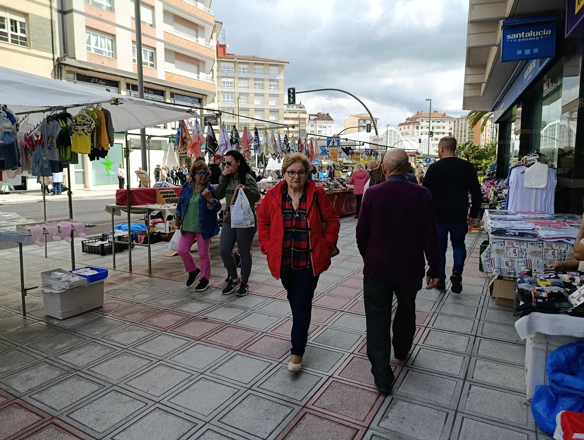 Internet vence al mercado de la Pola