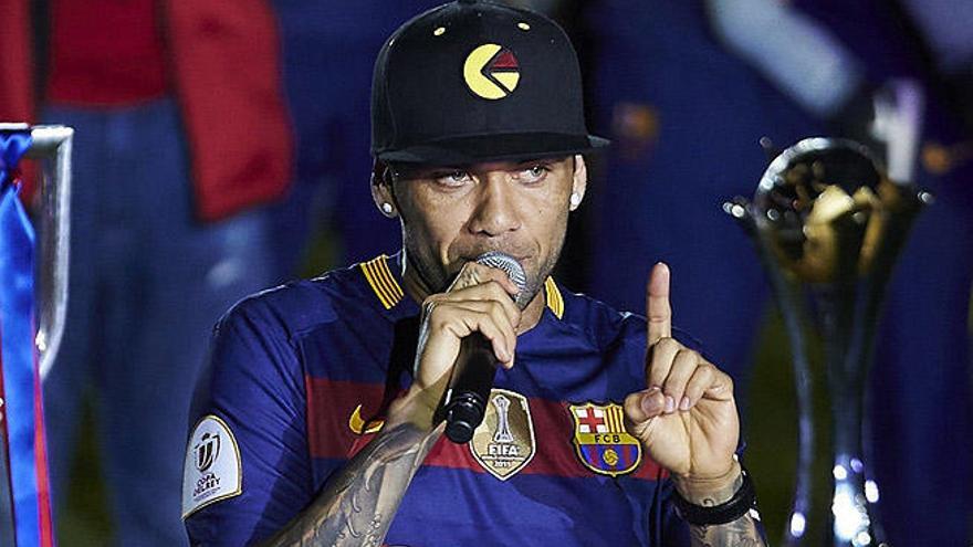 Dani Alves, en la celebración del &#039;doblete&#039; azulgrana.