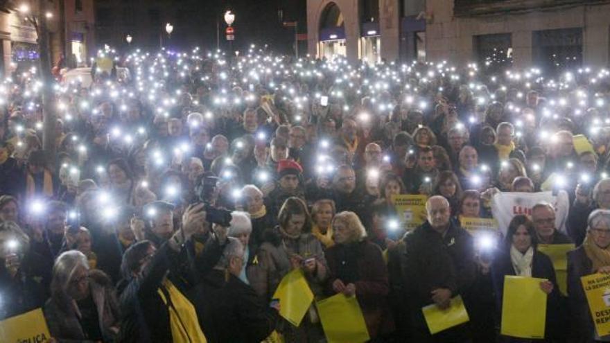 Tres minuts de silenci a Girona en suport als «presos polítics»