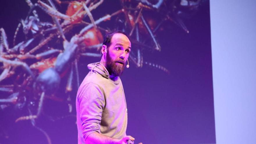 Eduardo Sáenz de Cabezón revela el lado más humano de las matemáticas