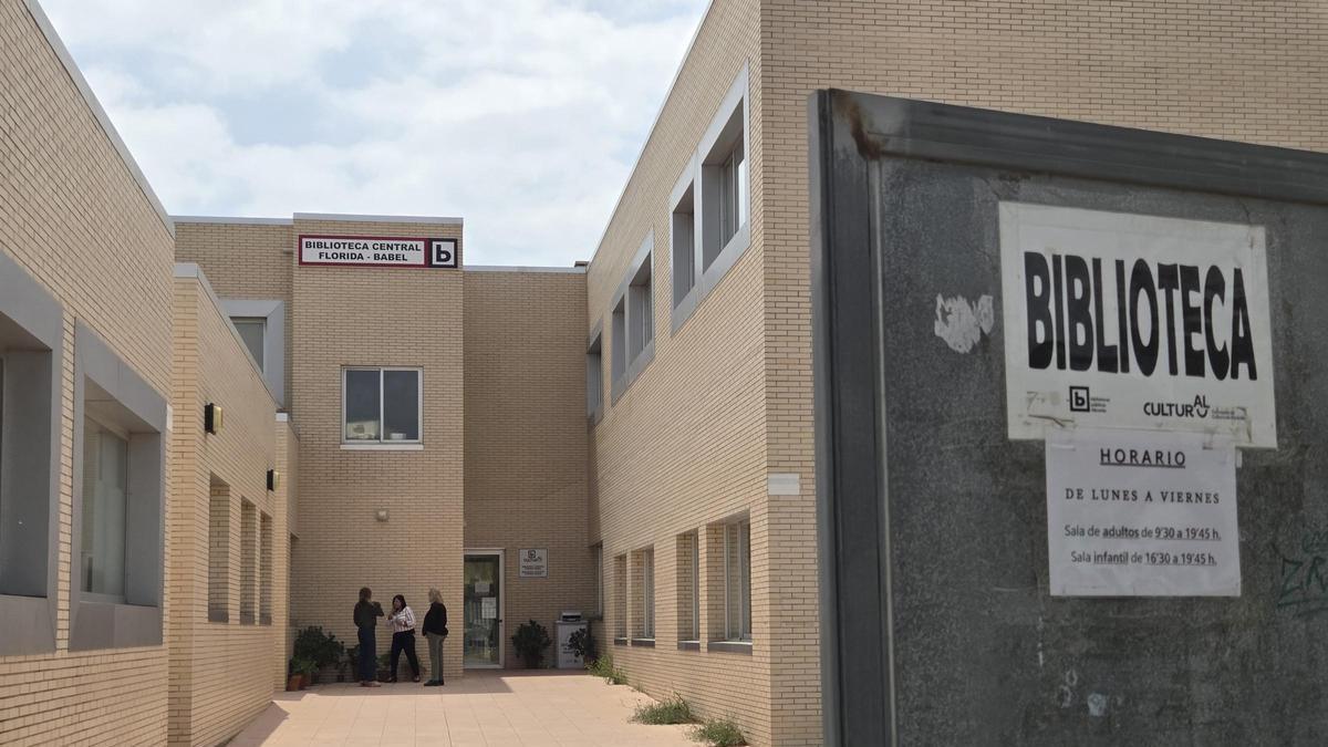 Alicante, donde leer no siempre es fácil