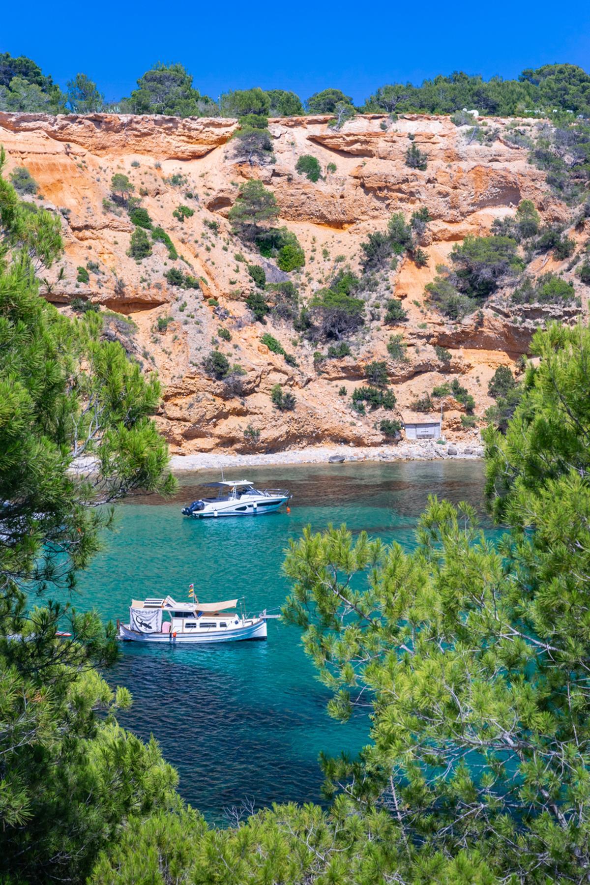 Es Cucó, Porroig, Playa y Acantilado, Ibiza