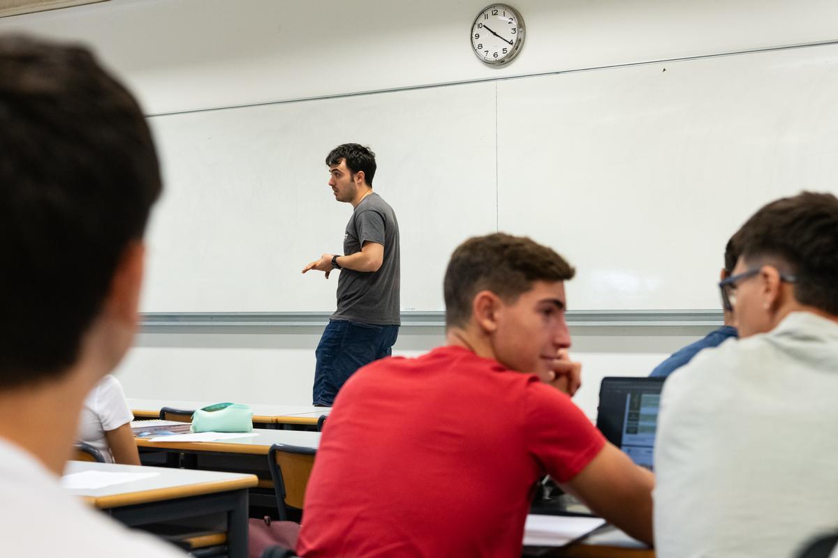 Estudiantes de la UPV en el aula.