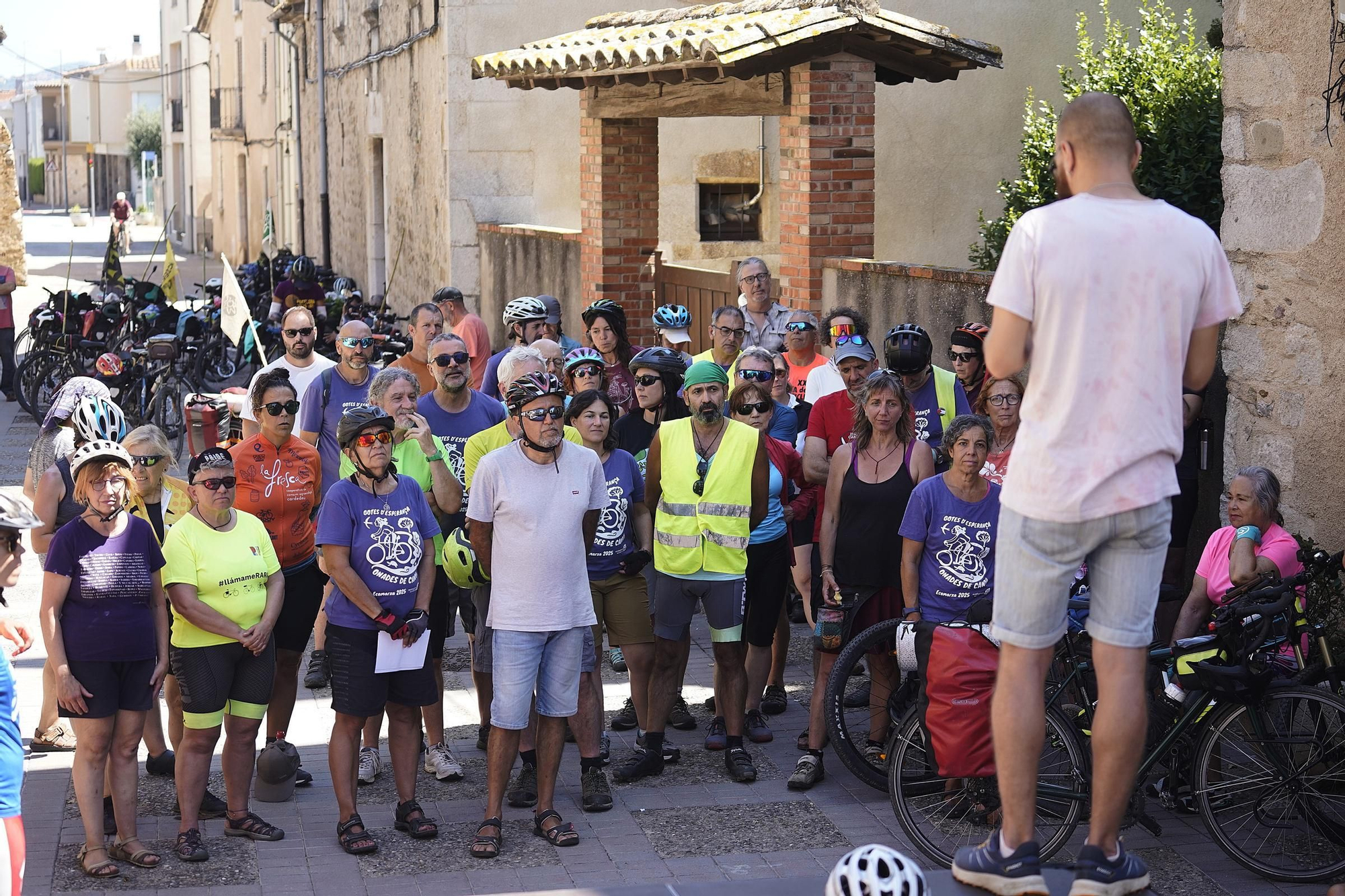 Les imatges de la protesta contra la ciutat esportiva del Girona a Vilablareix