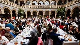 “Una zona sin alfabetización va a tenerla”: Córdoba llena la comida solidaria de Bangassou