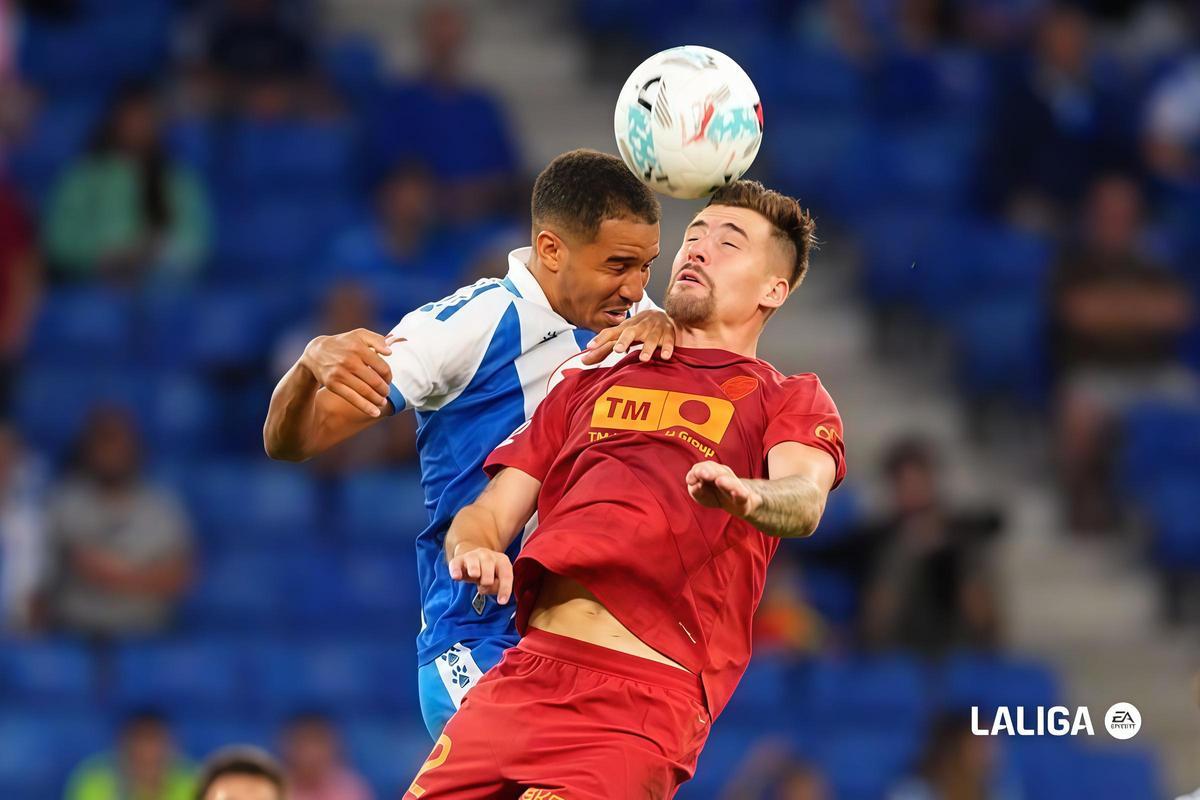 Santamaría, en el partido ante el Espanyol en Cornellà-El Prat